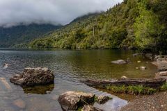 2023-04-Alerce-Andino-Nationalpark-031-Pano