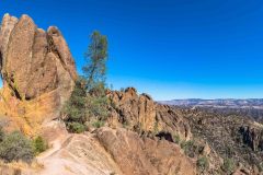 2022-10-Pinnacles-NP-140-Pano